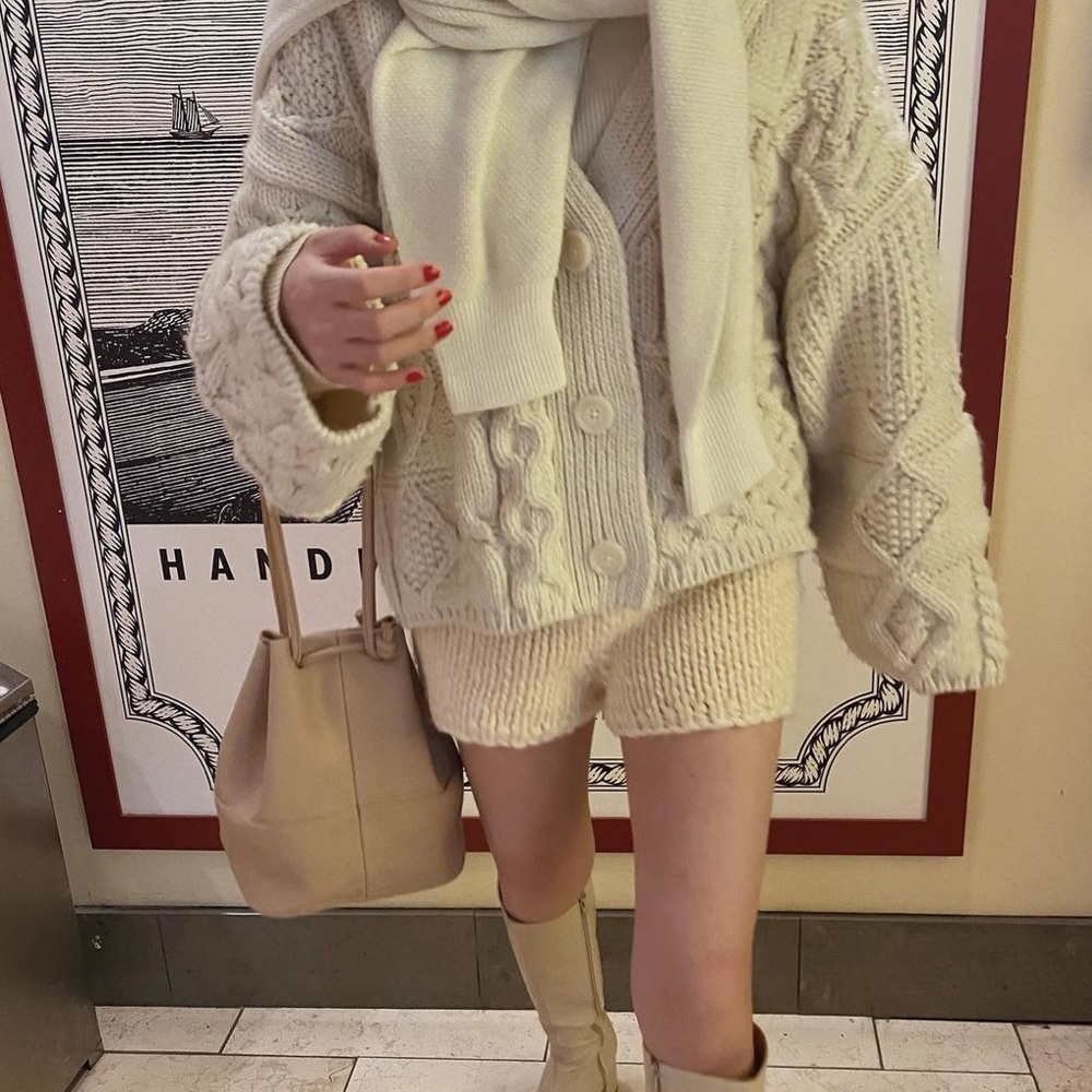 Korean bucket bag